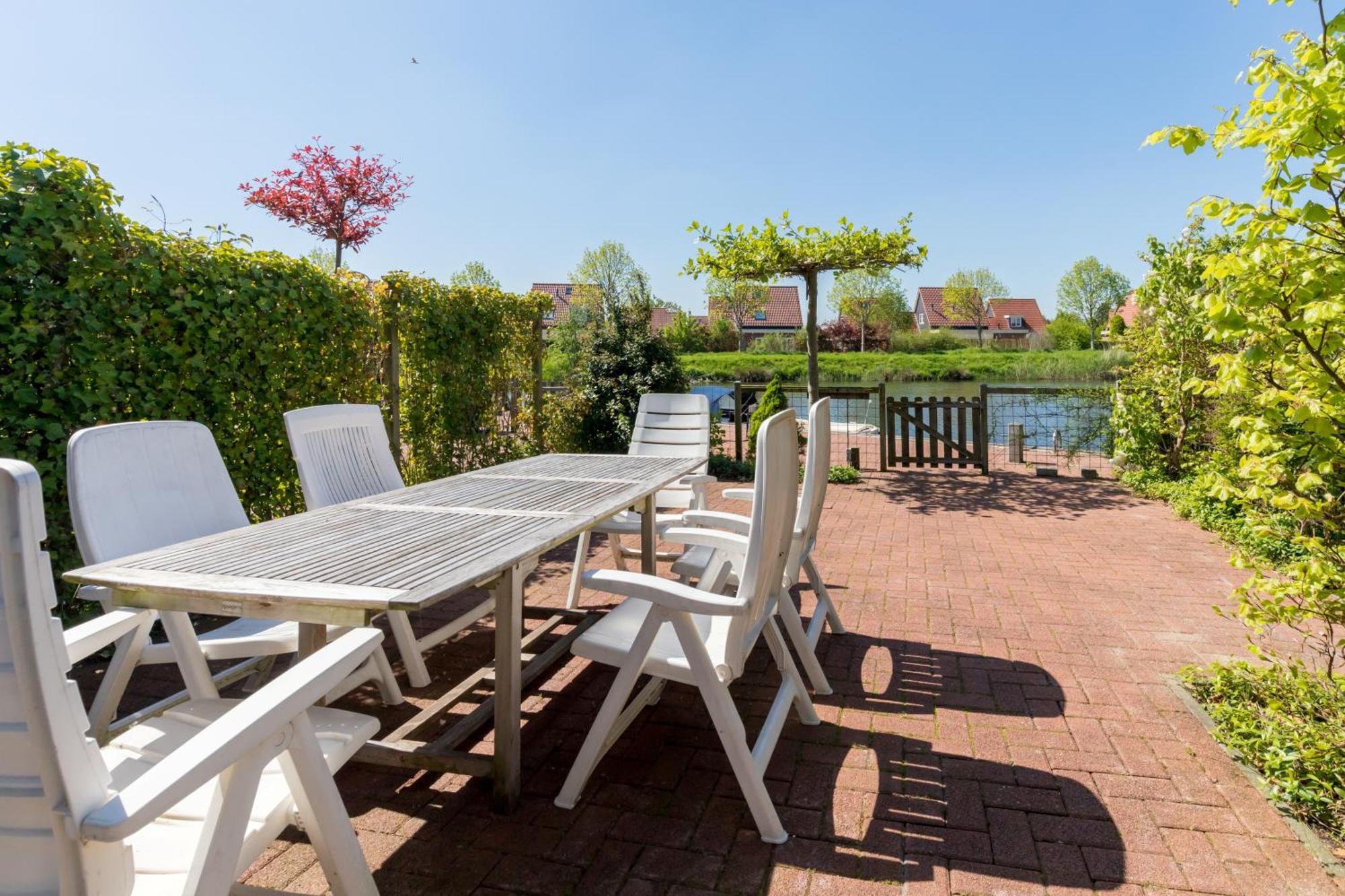 Nautic Rentals - Marinapark Oude-Tonge Exteriér fotografie