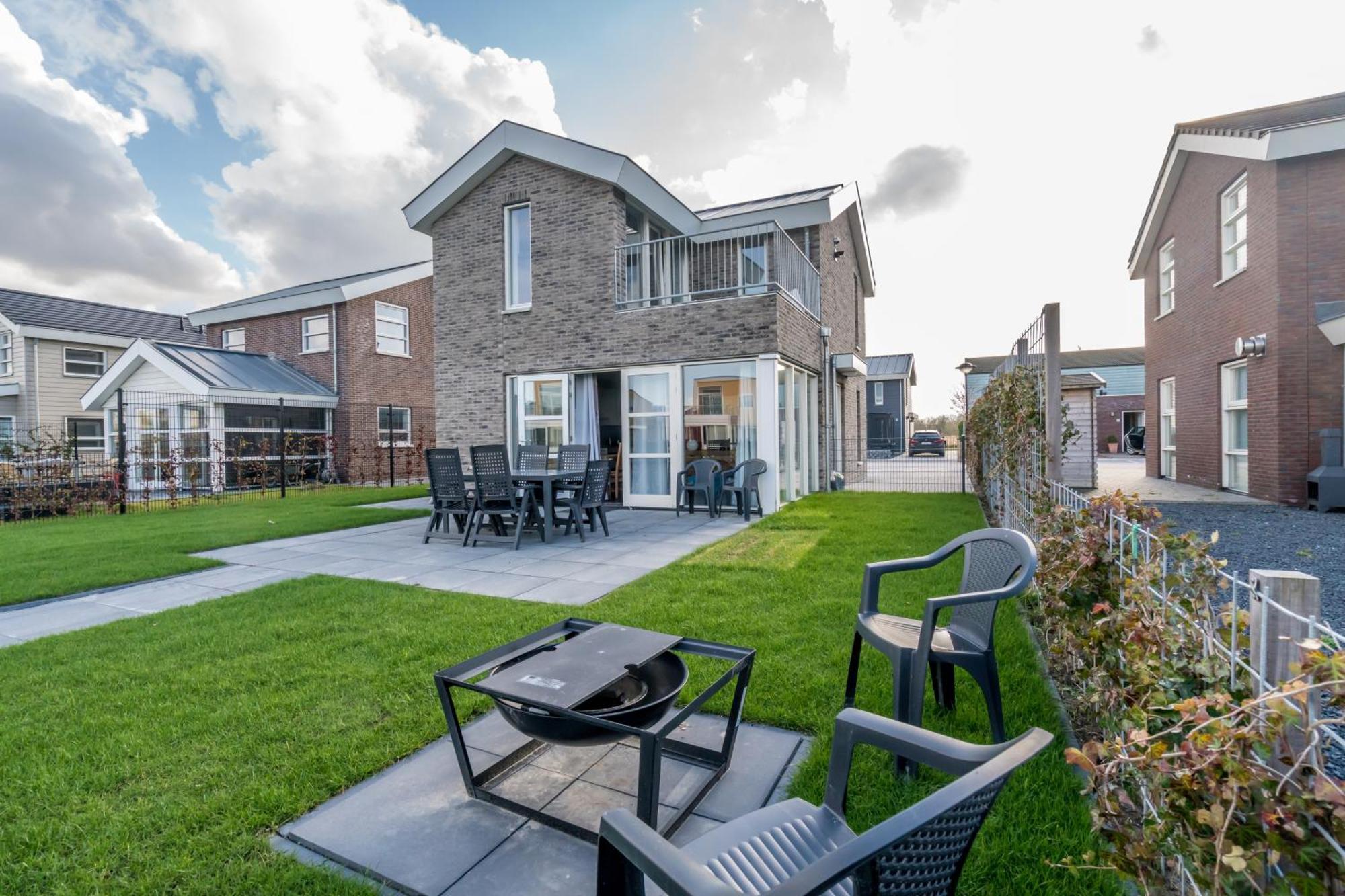 Nautic Rentals - Marinapark Oude-Tonge Exteriér fotografie